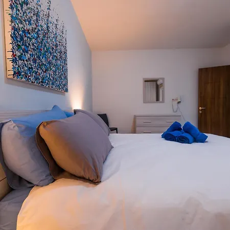 Sh5a - Qawra 2 Bedroom In Prime Location St. Paul's Bay