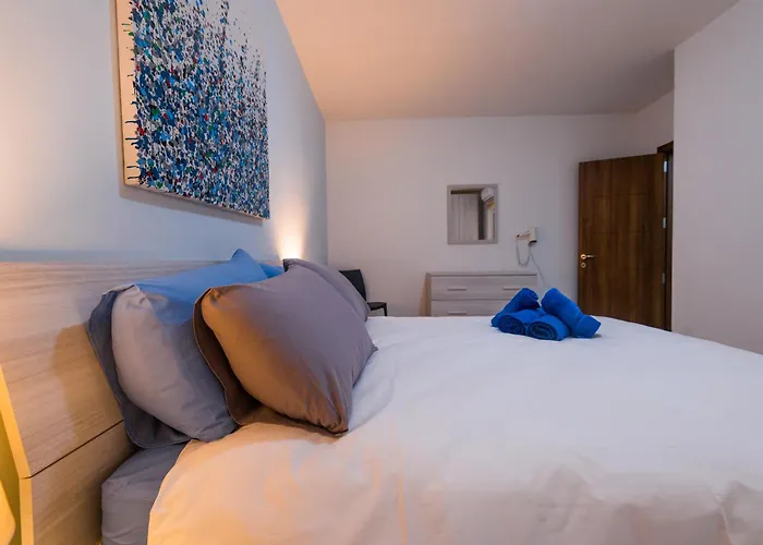 Sh5a - Qawra 2 Bedroom In Prime Location San Pawl il-Baħar