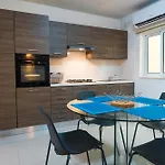 Sh5a - Qawra 2 Bedroom In Prime Location St. Paul's Bay
