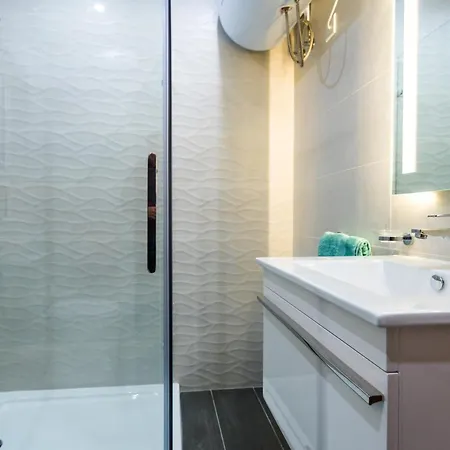 Sh5a - Qawra 2 Bedroom In Prime Location Lejlighed *